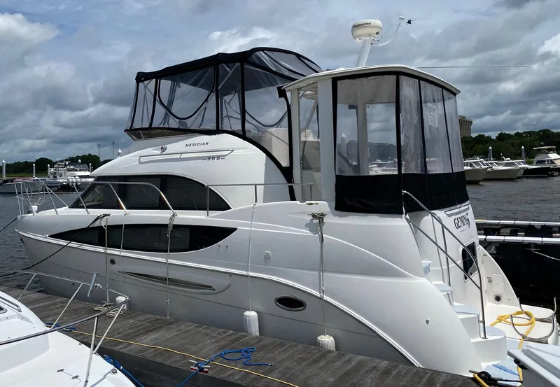 Slide: The Image of Meridian 368 Motoryacht 2006 - 0