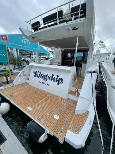 Slide: The Image of Azimut 50 fly 2015 - 2