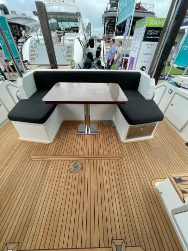 Slide: The Image of Azimut 50 fly 2015 - 3