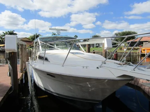 Slide: The Image of Wellcraft 3300 COASTAL 1989 - 1