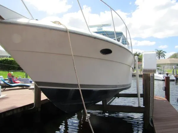 Slide: The Image of Wellcraft 3300 COASTAL 1989 - 4