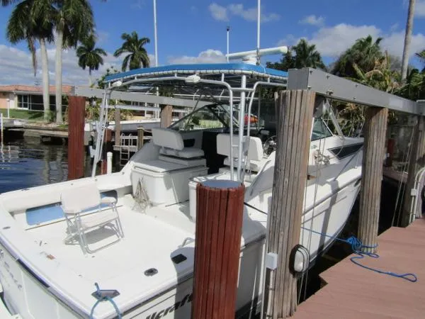 Slide: The Image of Wellcraft 3300 COASTAL 1989 - 6