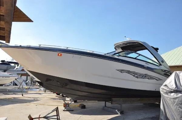 Slide: The Image of Monterey 328 Super Sport 2014 - 1