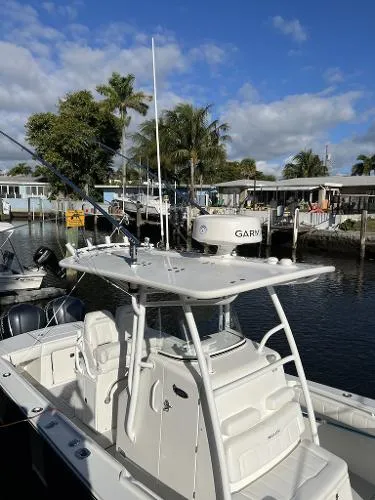 Slide: The Image of Regulator Marine 28 Forward Seating 2013 - 6