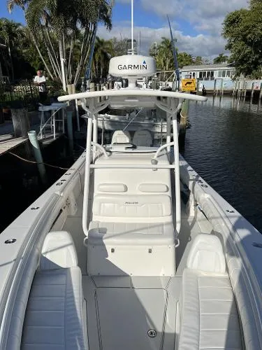 Slide: The Image of Regulator Marine 28 Forward Seating 2013 - 8