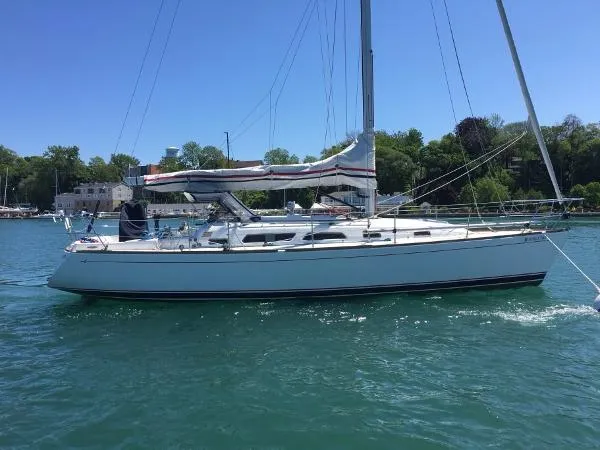 Slide: The Image of Sabre 386 Custom 2005 - 0