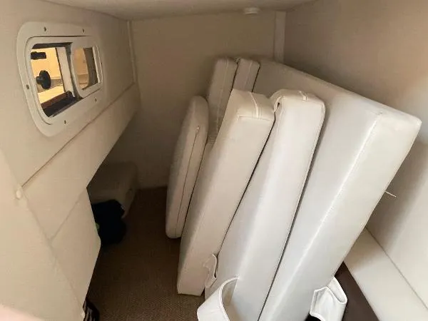 Slide: The Image of Sea Ray 260 Sundancer 2016 - 7