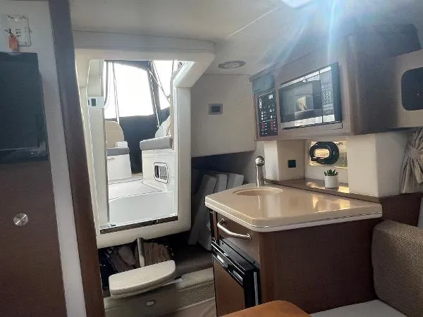 Slide: The Image of Sea Ray 260 Sundancer 2016 - 8