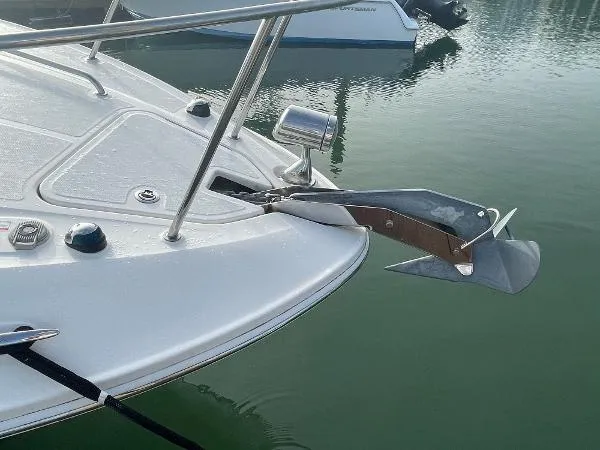 Slide: The Image of Sea Ray 260 Sundancer 2016 - 9