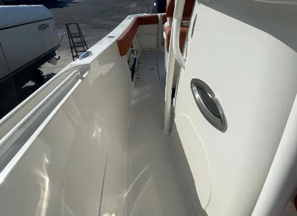Slide: The Image of Sailfish 290 CC 2014 - 5