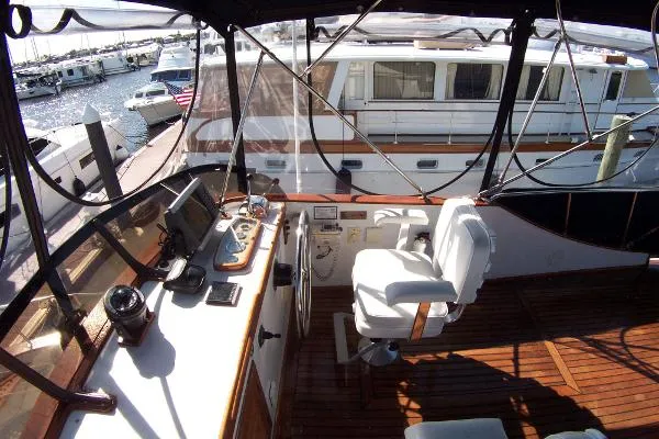 Slide: The Image of Marine Trader 34 Double Cabin 1983 - 8