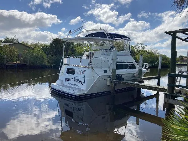 Slide: The Image of Mainship 34 Motor Yacht 1996 - 1