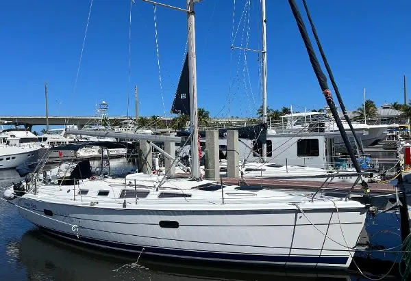 Slide: The Image of Hunter 356 2003 - 0