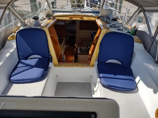 Slide: The Image of Catalina Sloop 1987 - 2
