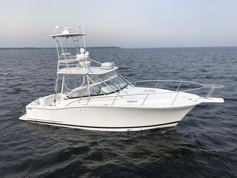 Slide: The Image of Luhrs 30 Open 2004 - 0