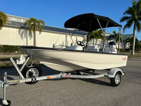 Slide: The Image of Boston Whaler 130 Sport 2007 - 11