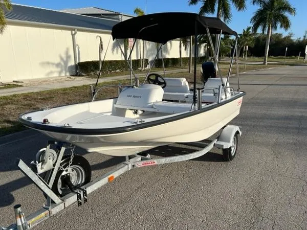 Slide: The Image of Boston Whaler 130 Sport 2007 - 6