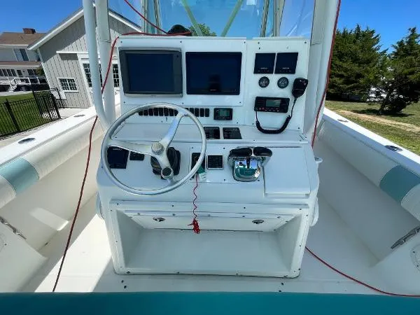 Slide: The Image of Regulator Marine 32 FS 2002 - 11