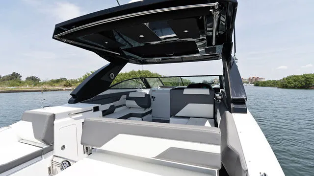 Slide: The Image of Cruisers 34 GLS OB 2023 - 65