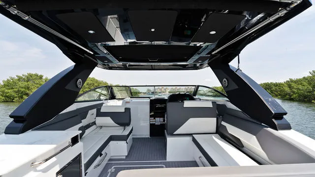 Slide: The Image of Cruisers 34 GLS OB 2023 - 66
