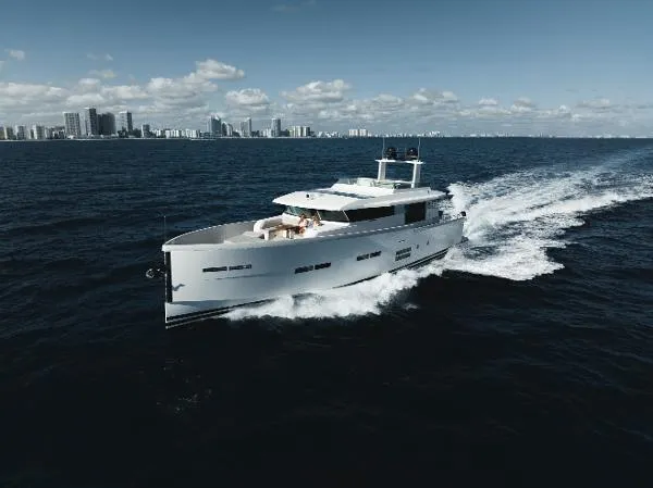 Slide: The Image of Delta 88 Carbon Yacht 2014 - 1