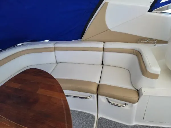 Slide: The Image of Sea Ray 350 Sundancer 2009 - 10