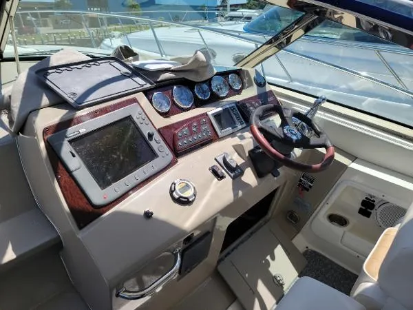 Slide: The Image of Sea Ray 350 Sundancer 2009 - 5