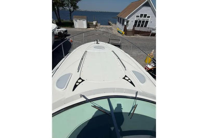 Slide: The Image of Monterey 350 Sport Yacht 2006 - 13