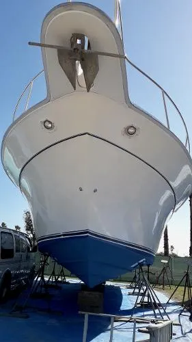 Slide: The Image of Sea Ray 440 Express Bridge 1995 - 4