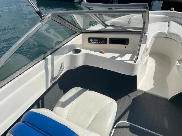 Slide: The Image of Bayliner 175 Bowrider 2007 - 5