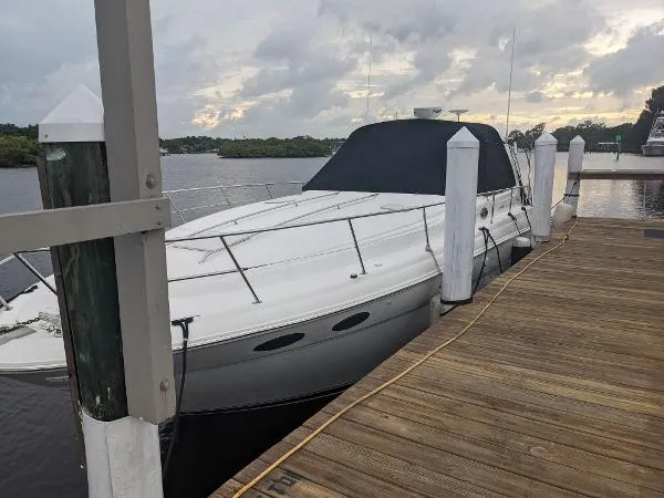 Slide: The Image of Sea Ray Sundancer 1999 - 7