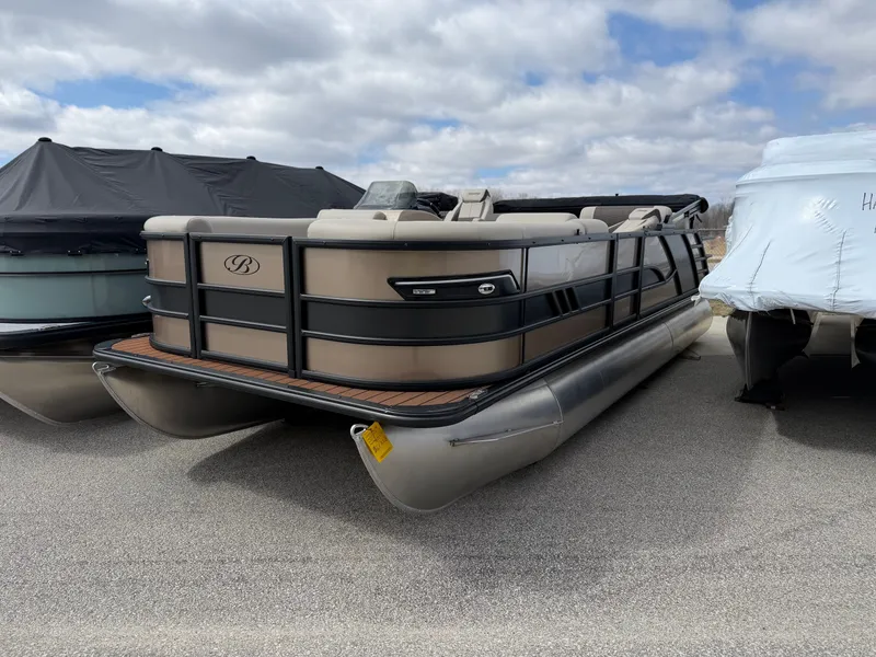 The Image of Bentley Pontoons Elite 220 QSB 2026 - 1