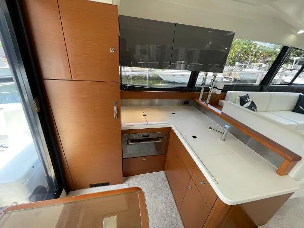 Slide: The Image of Prestige 500 S 2012 - 4