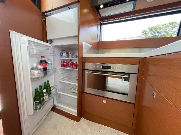 Slide: The Image of Prestige 500 S 2012 - 5