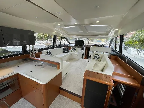 Slide: The Image of Prestige 500 S 2012 - 9