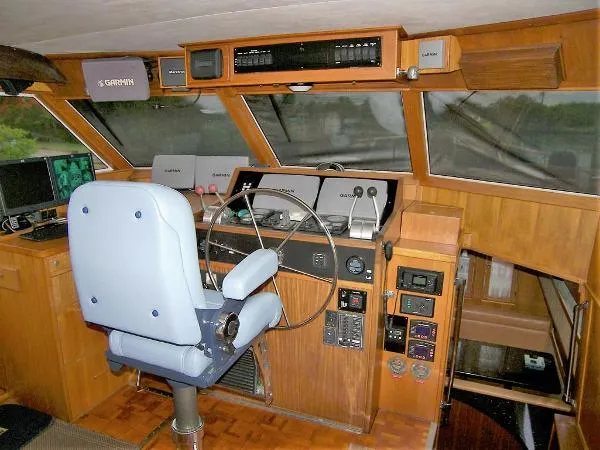 Slide: The Image of Hatteras 60 Yacht Fish 1970 - 1