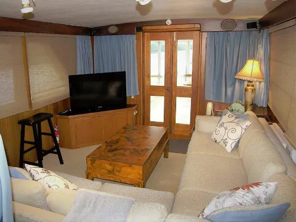 Slide: The Image of Hatteras 60 Yacht Fish 1970 - 7