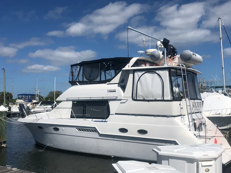 Slide: The Image of Carver Yachts 406 Aft Cabin Motor Yacht 2000 - 3