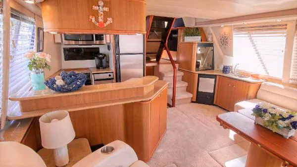 Slide: The Image of Bayliner 4788 W/Thrusters-Motivated Seller 2001 - 9