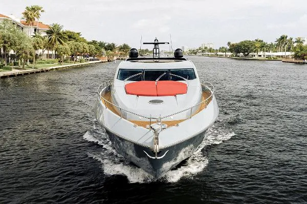 Slide: The Image of Sunseeker Predator 82 2006 - 2