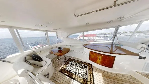 Slide: The Image of Neptunus 62 Flybridge 2005 - 8