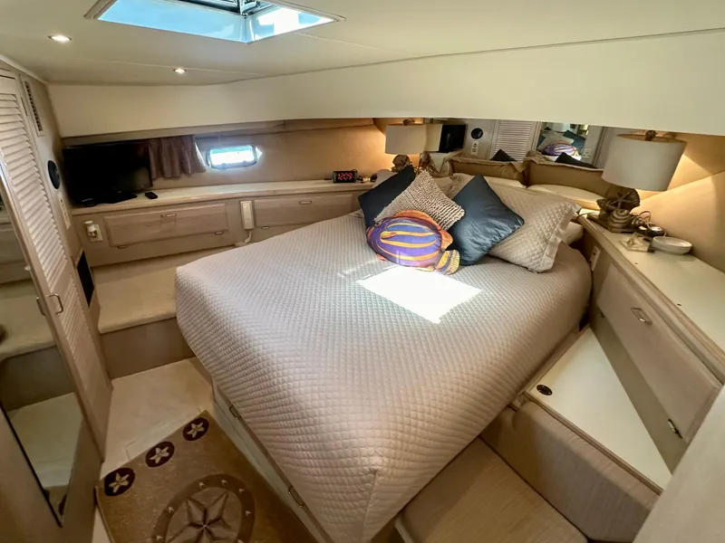 Slide: The Image of Luxurious bedroom on the 1993 Tollycraft 57 Pilothouse yacht. - 17