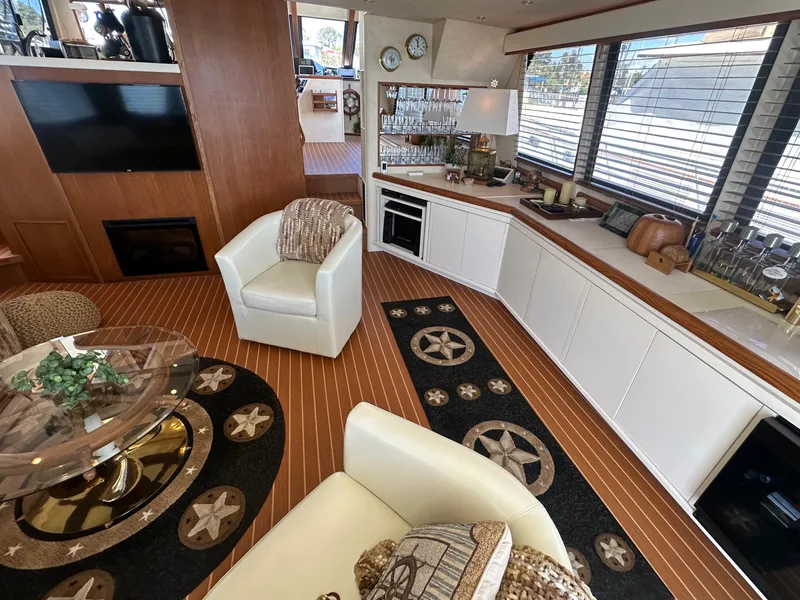 Slide: The Image of Luxurious interior of 1993 Tollycraft 57 Pilothouse yacht. - 5
