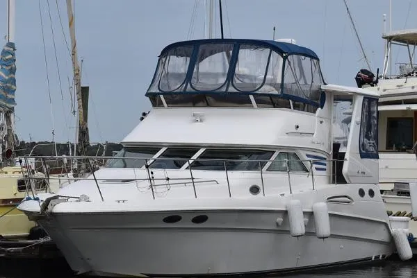 Slide: The Image of Sea Ray 420 Aft Cabin 2000 - 0