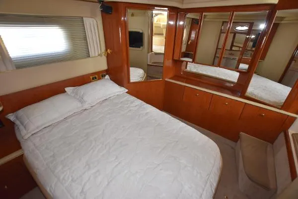 Slide: The Image of Sea Ray 420 Aft Cabin 2000 - 10