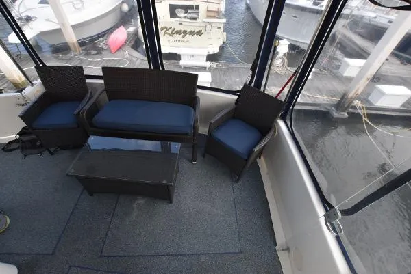 Slide: The Image of Sea Ray 420 Aft Cabin 2000 - 6