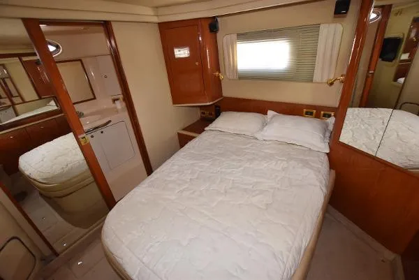 Slide: The Image of Sea Ray 420 Aft Cabin 2000 - 9