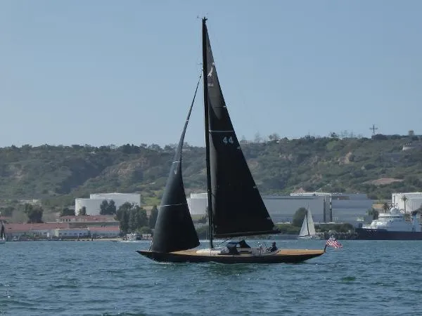 Slide: The Image of Leonardo Eagle 44 2017 - 2