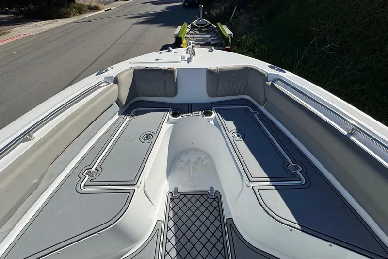 Slide: The Image of 2020 Wellcraft 222 Fisherman boat interior with seating and storage compartments. - 51