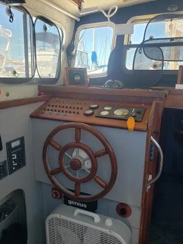 Slide: The Image of Fisher 30' Pilothouse Ketch 1984 - 6